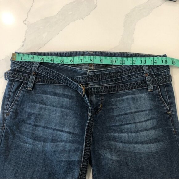 Guess OG Low Rise Long Bermuda Shorts - Picture 13 of 15